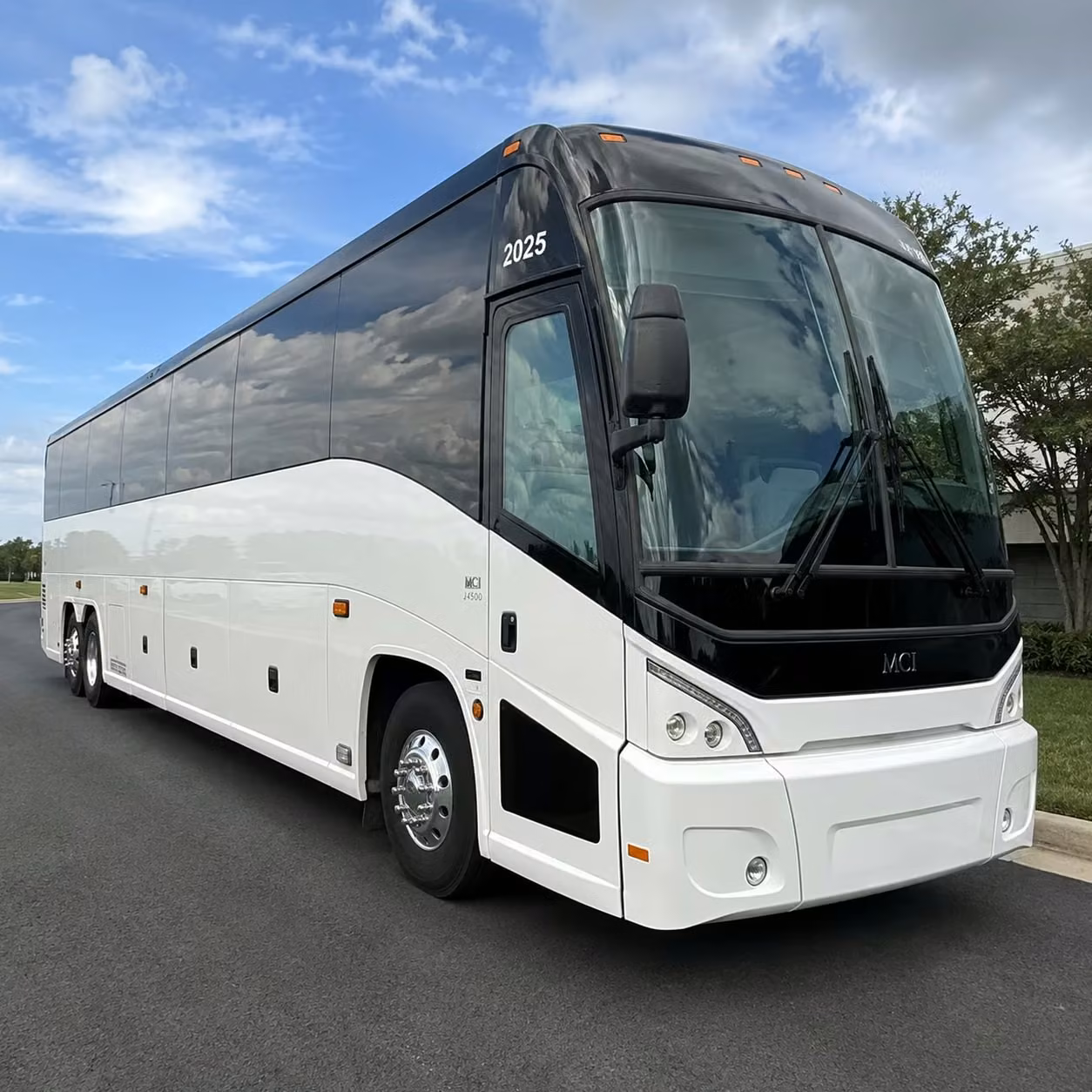 charter buses to concerts and fairs at the central washington state fair