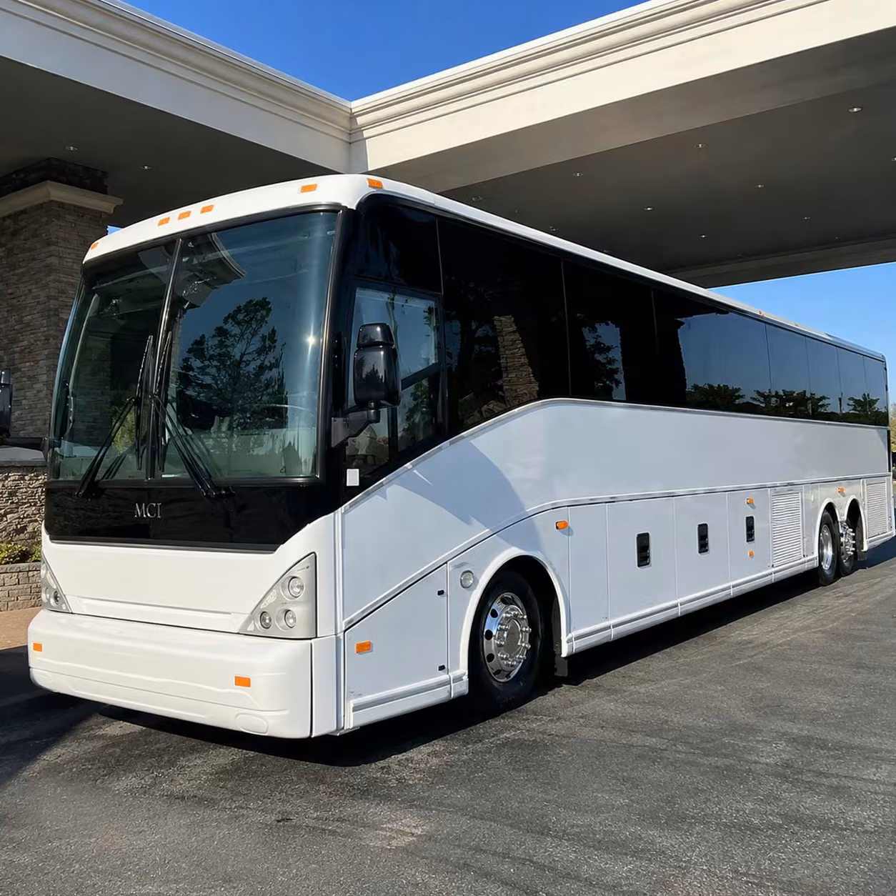 group airport shuttles for yakima wine country events and corporate retreats