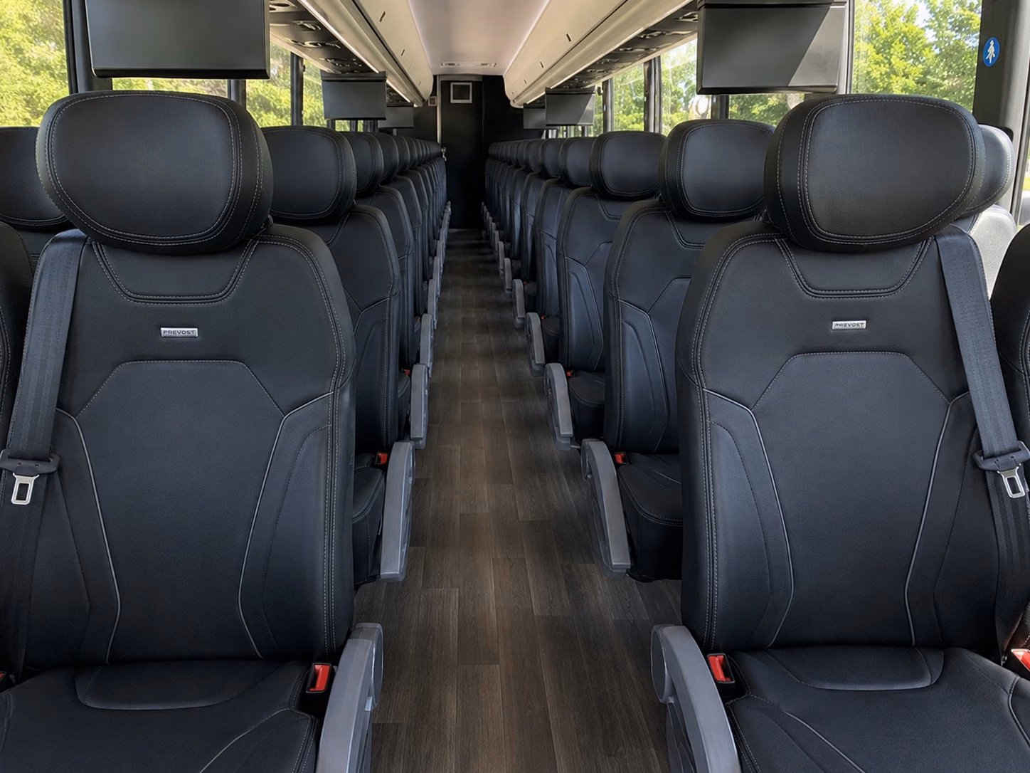 how bus type and size change charter bus prices in yakima washington