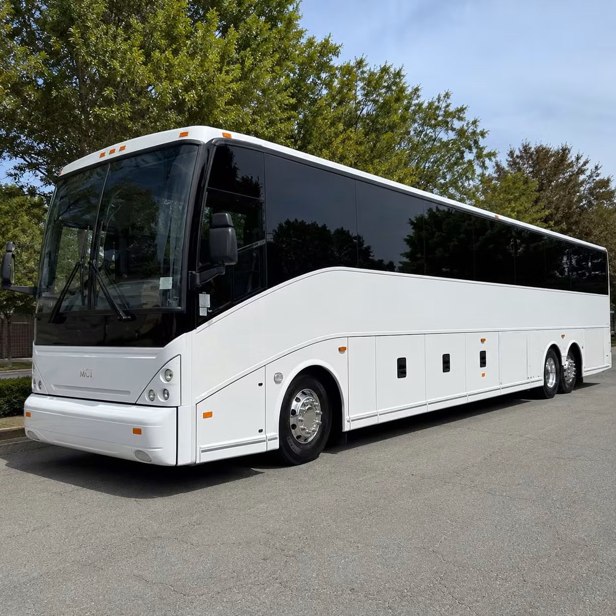 recurring airport shuttle services for yakima businesses and employers