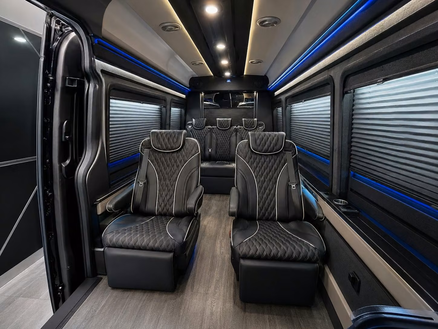 wedding guest shuttle and airport transfer services in yakima
